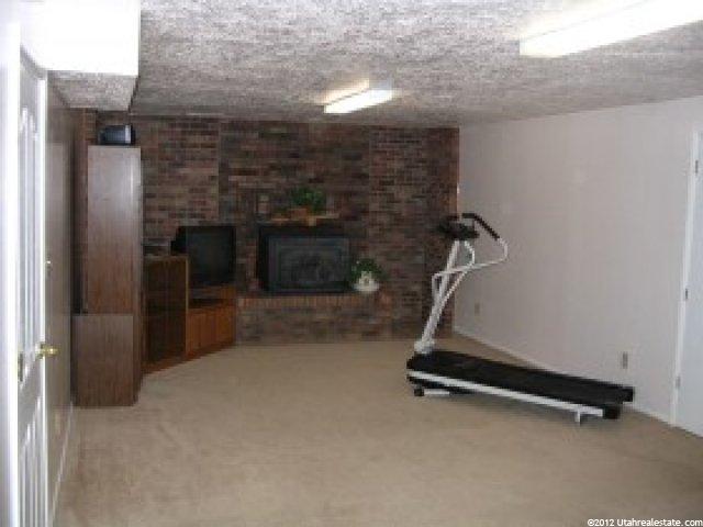5334 S 3500 W, Roy, UT 84067 — photo 5