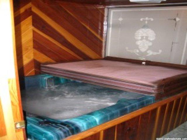 5334 S 3500 W, Roy, UT 84067 — photo 6