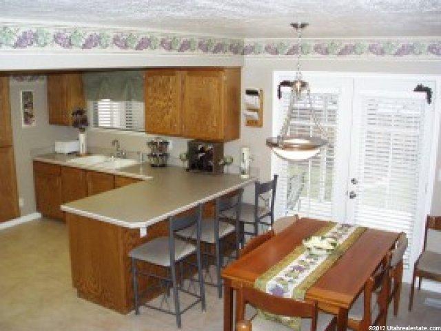 11146 S Sandy Ridge Dr E, Sandy, UT 84094 — photo 3