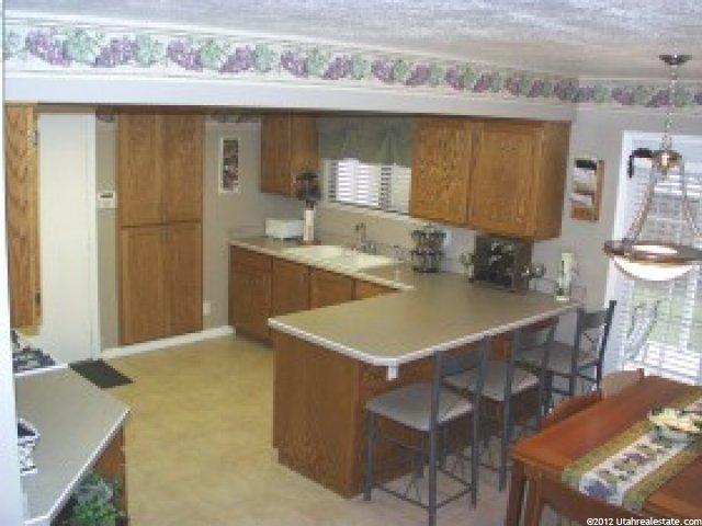 11146 S Sandy Ridge Dr E, Sandy, UT 84094 — photo 4