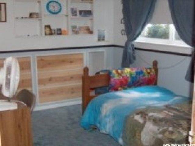 807 N 450 W, Sunset, UT 84015 — photo 5