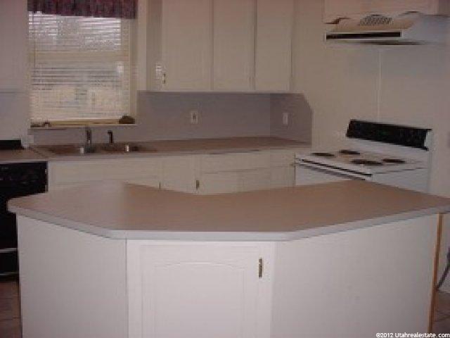 7482 Cornia Dr, South Weber, UT 84405 — photo 3