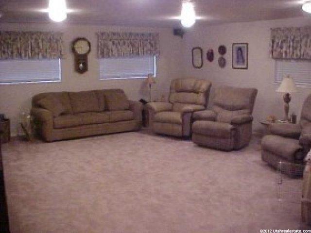 8103 Nighthawk Dr, Sandy, UT 84094 — photo 5