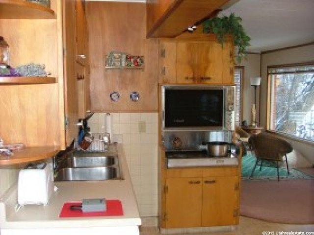 390 E 300 S, Logan, UT 84321 — photo 8