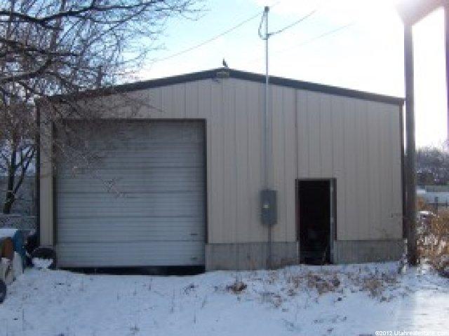 156 E Main St, Hyrum, UT 84319 — photo 4