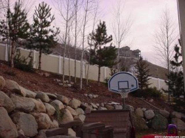 3837 S Huntington Dr E, Bountiful, UT 84010 — photo 7