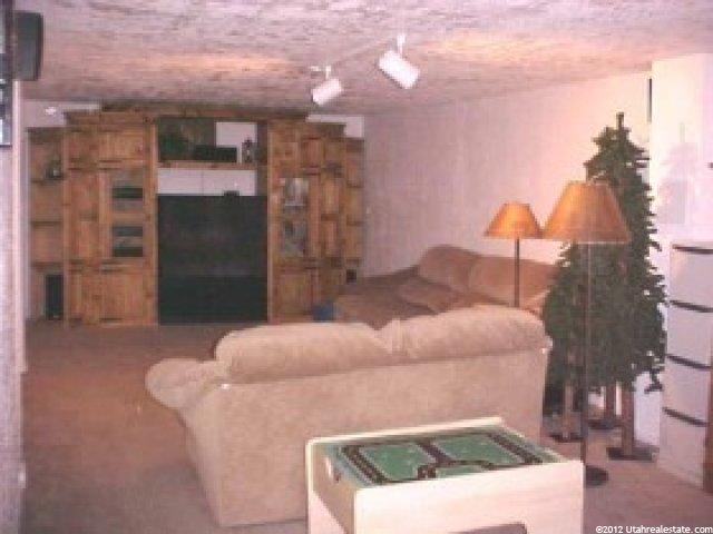 13 Southvilla Dr, Clearfield, UT 84015 — photo 5