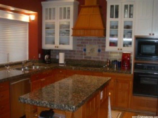 1007 E Eaglewood Dr, North Salt Lake, UT 84054 — photo 2