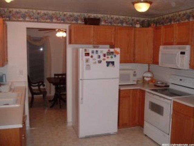 10802 S Jason Dr, Sandy, UT 84094 — photo 8