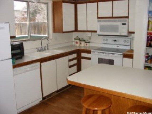 1303 Orchard Dr, Bountiful, UT 84010 — photo 4