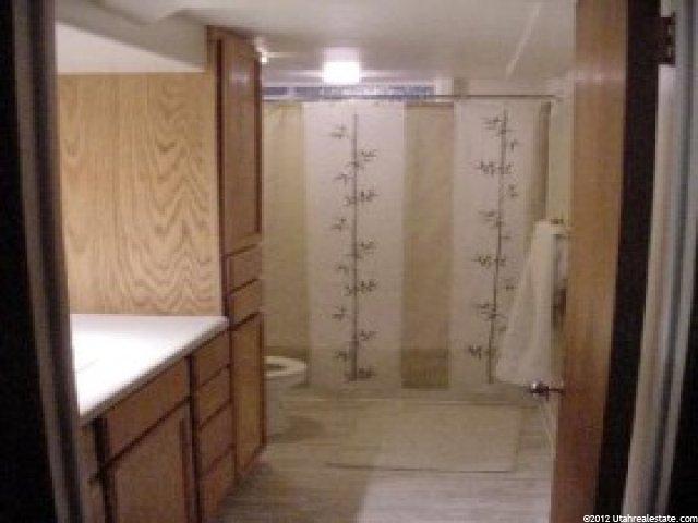 4670 S 375 E, Washington Terrace, UT 84405 — photo 4