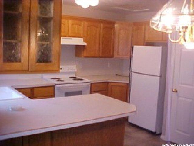 584 N Orchard Ave, Ogden, UT 84404 — photo 3