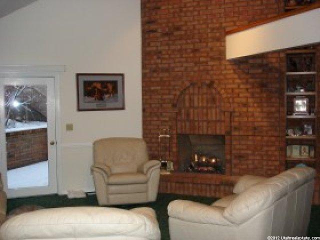 1085 E Brook Haven Dr, Kaysville, UT 84037 — photo 2