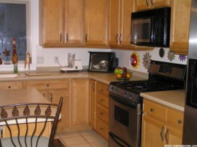 2568 S Davis Blvd, Bountiful, UT 84010 — photo 2