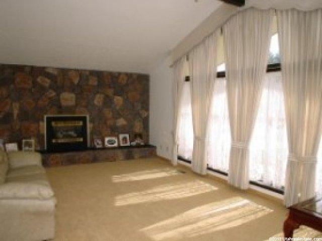 196 W 5400 S, Washington Terrace, UT 84405 — photo 4
