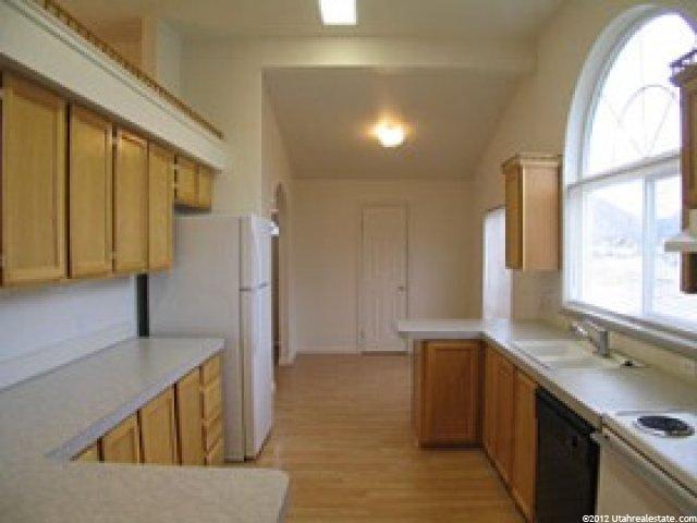 1925 E Cedar Loop Dr, South Weber, UT 84405 — photo 2