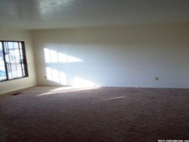 5670 S 3925 W, Roy, UT 84067 — photo 7