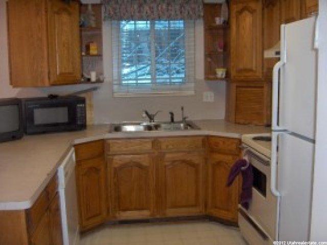 788 E 2550 N, North Ogden, UT 84414 — photo 2