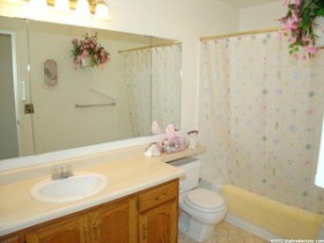 1156 N 725 W, Centerville, UT 84014 — photo 7