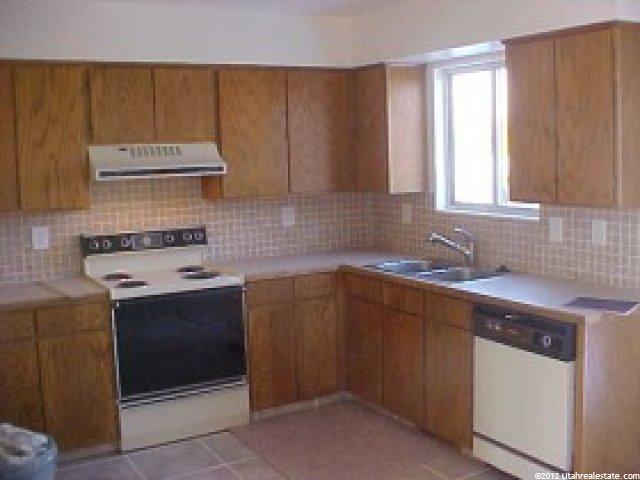 892 Sunflower, Ogden, UT 84401 — photo 2