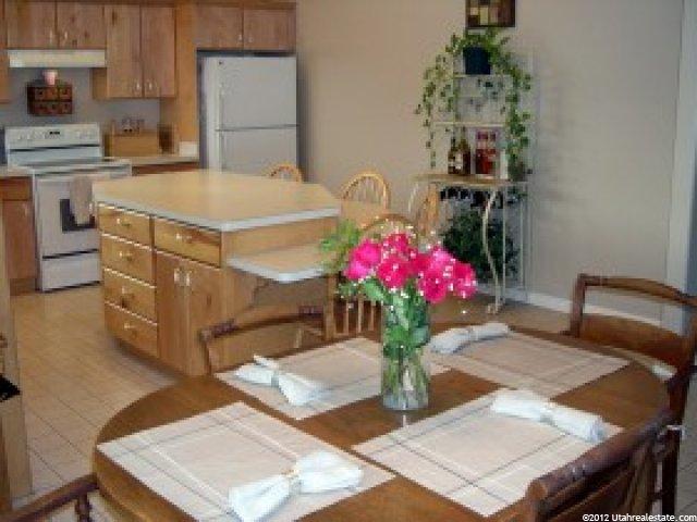 257 S 950 W, Layton, UT 84041 — photo 2