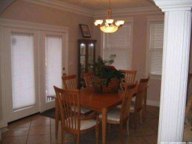 5604 Fox Chase Dr, South Ogden, UT 84403 — photo 4