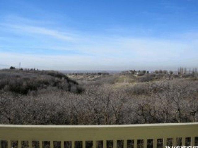 657 N Woodridge Dr E, Layton, UT 84040 — photo 2