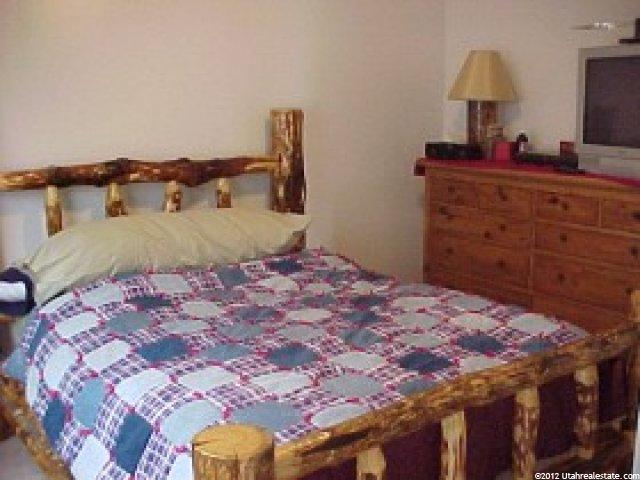 1147 N 780 W, Clinton, UT 84015 — photo 7