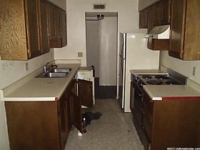 2325 S Quincy Ave E #204, Ogden, UT 84401 — photo 2
