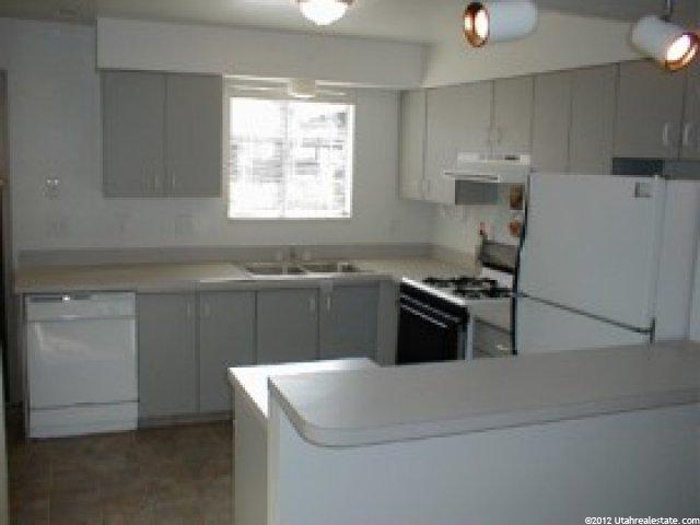 88 W 50 S #H-3, Centerville, UT 84014 — photo 2