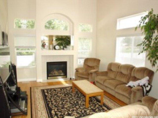 7759 Sandy Heights Dr, Midvale, UT 84047 — photo 2