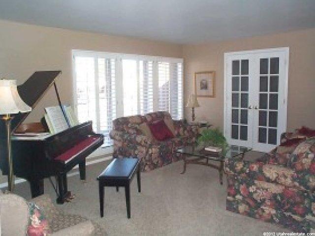 8733 Oak Valley Dr, Sandy, UT 84093 — photo 3
