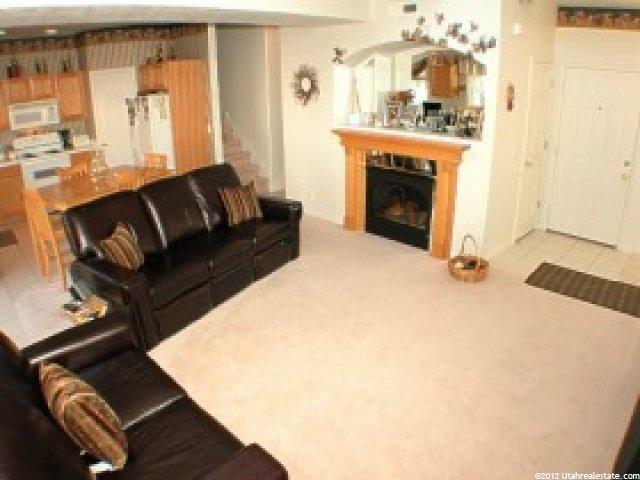 739 E Sand Dollar Dr, Sandy, UT 84094 — photo 2