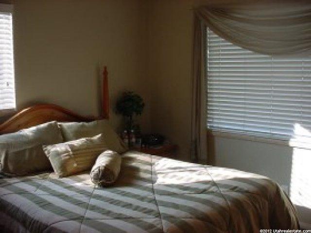 2763 S Holbrook Rd W, Bountiful, UT 84010 — photo 4