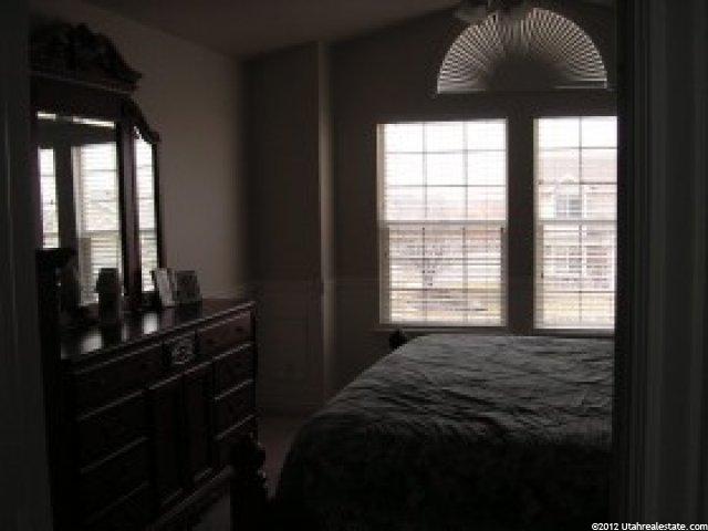 560 N 870 W, West Bountiful, UT 84087 — photo 5
