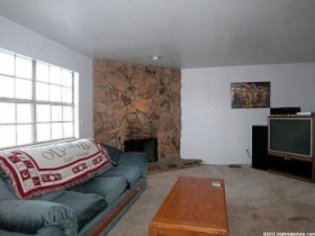 655 Williamsburg Park Cir, Sandy, UT 84070 — photo 4