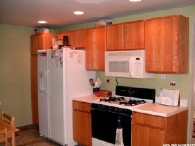 205 E Diamond St, Layton, UT 84041 — photo 3