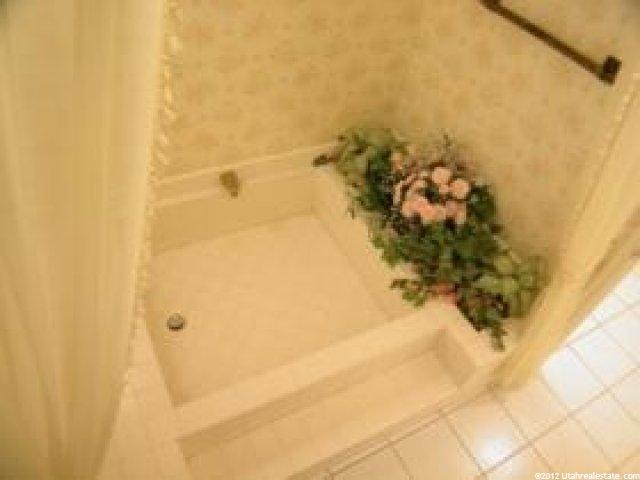 1385 Ridgewood Ln, Bountiful, UT 84010 — photo 7