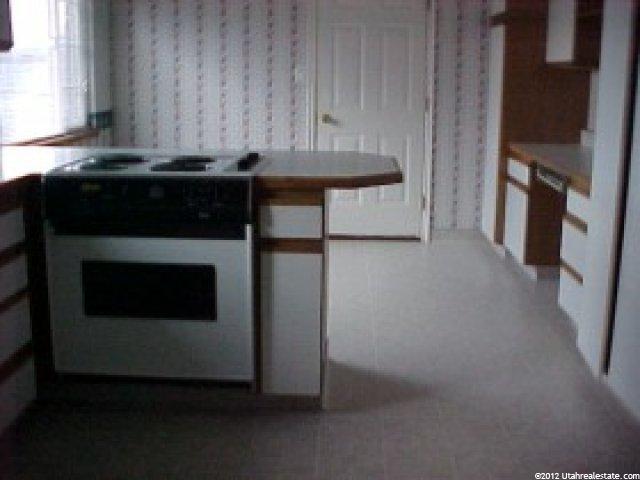 462 S 700 W, Tremonton, UT 84337 — photo 2