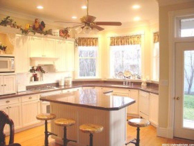 928 Sunset Dr, Kaysville, UT 84037 — photo 3
