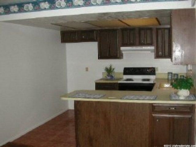 164 W 5250 S, Washington Terrace, UT 84405 — photo 2
