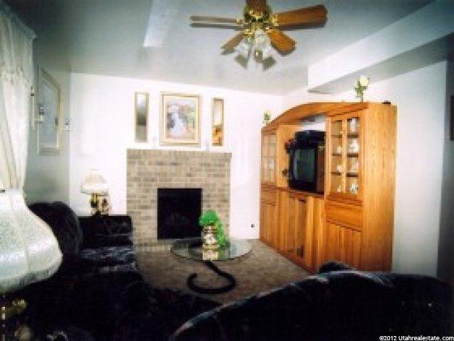 599 W 450 N, Clearfield, UT 84015 — photo 3