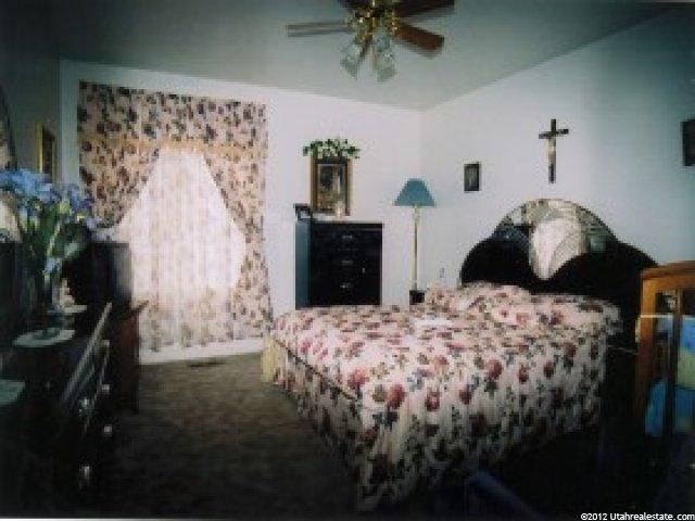 599 W 450 N, Clearfield, UT 84015 — photo 6
