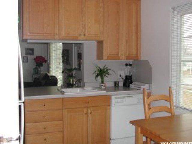 328 Elm St, Murray, UT 84107 — photo 2