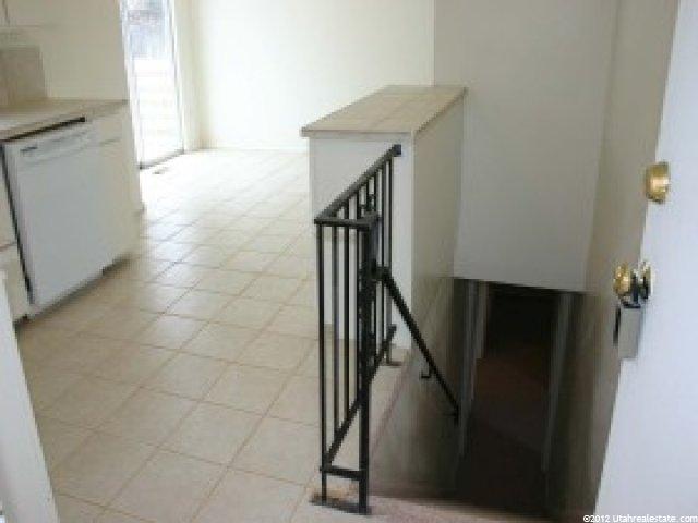 371 S 1000 E, Kaysville, UT 84037 — photo 3