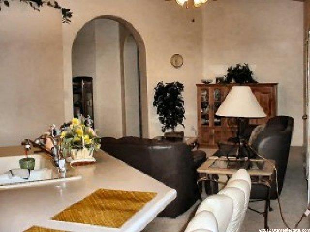 77 N 2040 E, St. George, UT 84790 — photo 4