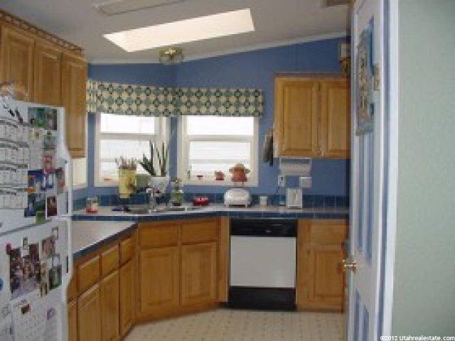 170 W Center, Levan, UT 84639 — photo 4