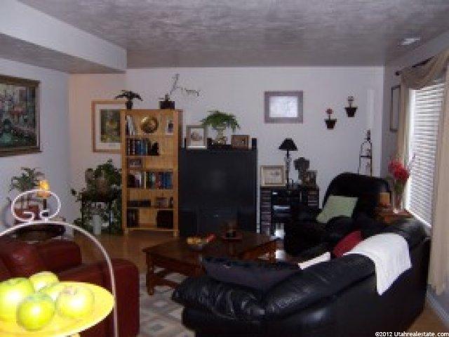 620 N Fairfield Rd #15, Layton, UT 84041 — photo 4
