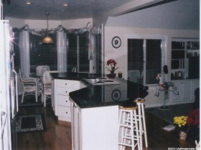7979 Siesta Dr, Sandy, UT 84093 — photo 3