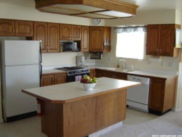 907 Chesterbrook Cv, Murray, UT 84123 — photo 2